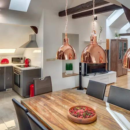 Michalska - Old Town Apartment *