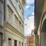 Michalska - Old Town * براغ